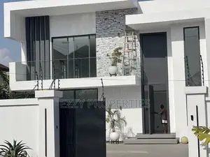 4bdrm Duplex in Botwe Little Roses for sale