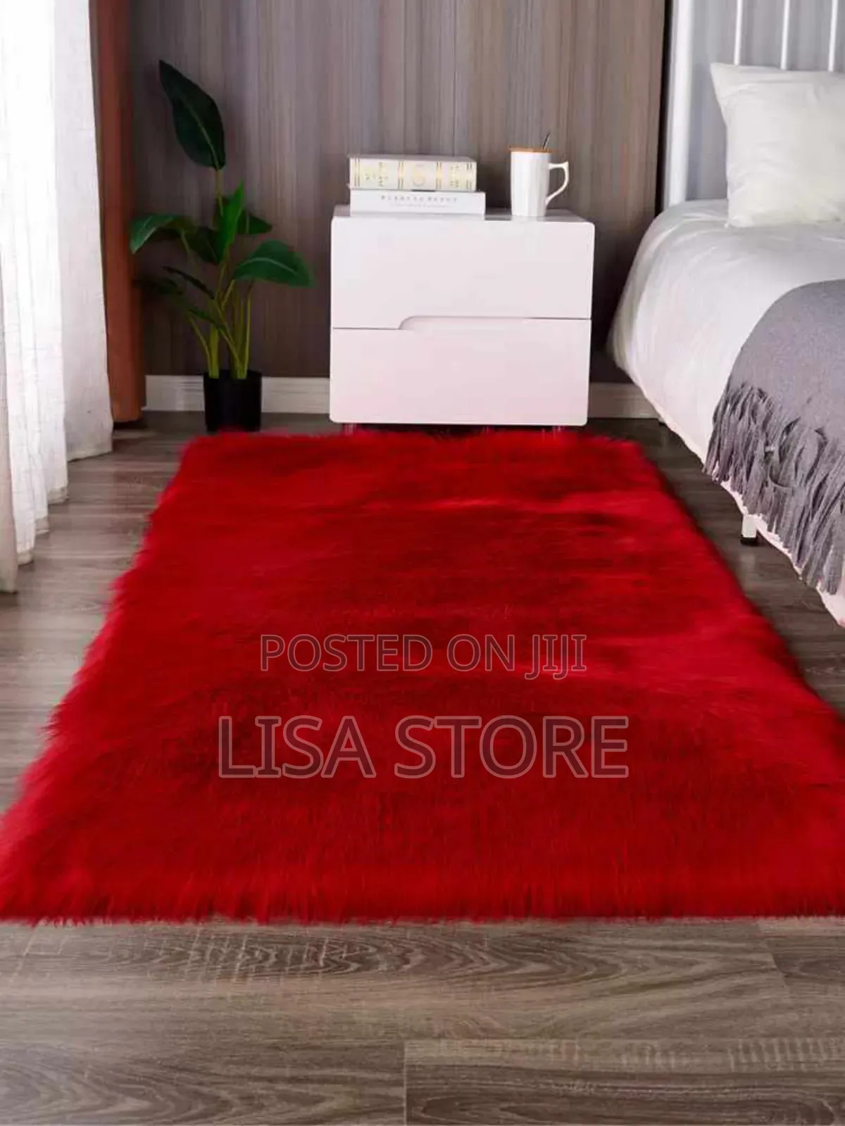 Fluffy Center Carpet