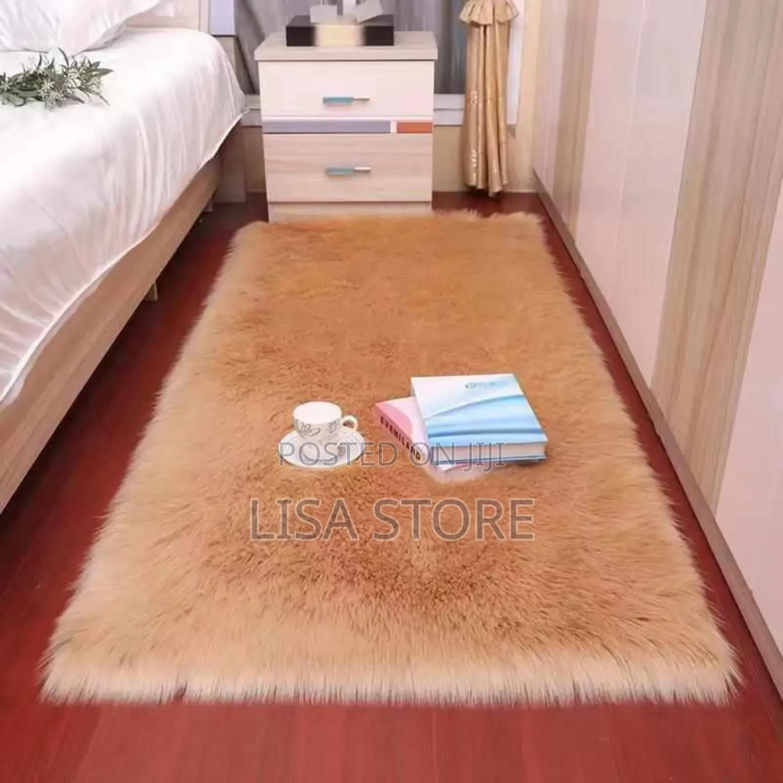 Fluffy Center Carpet