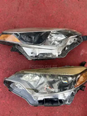 Toyota Corolla Head Light 2014 2015 2016