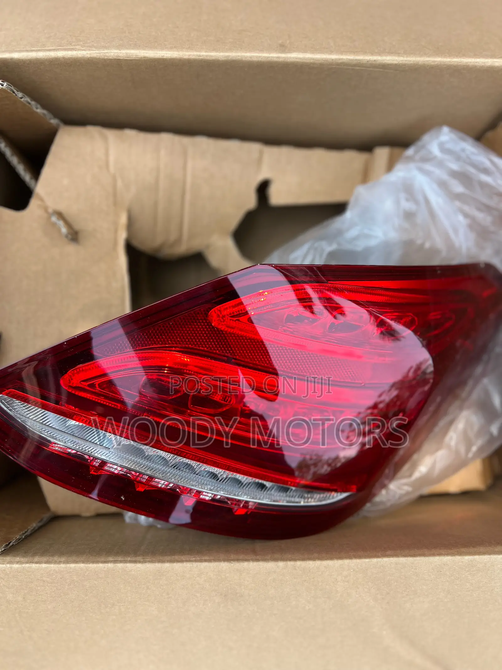 Mercedes Benz C 300 LED Tail Light 2015 2016 2017 2018