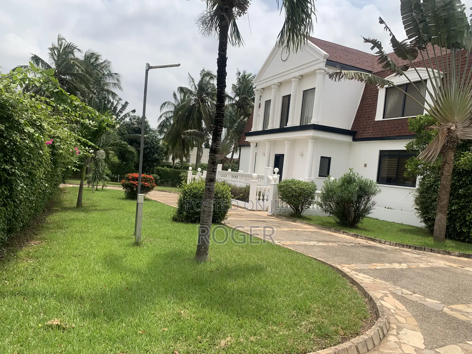 Furnished 5bdrm Mansion in Trasacco Phase 1, East Legon for rent