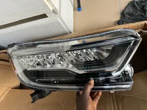 2017 - 2019 Honda Cr-v Halogen Oem Headlight