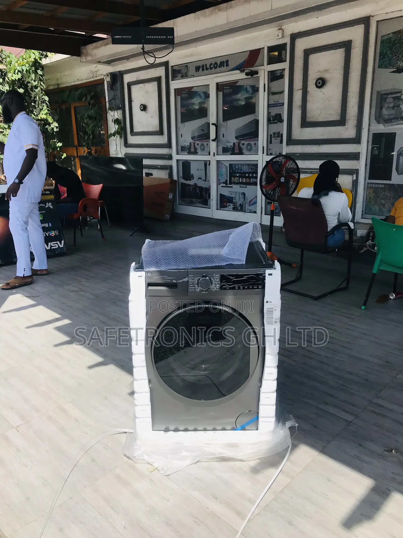 Choose Frontload LG F2Y1TYP6J 8kg Black Washingmachine
