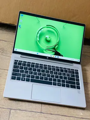 Laptop HP ProBook 445 G9 16GB AMD Ryzen 5 SSD 512GB