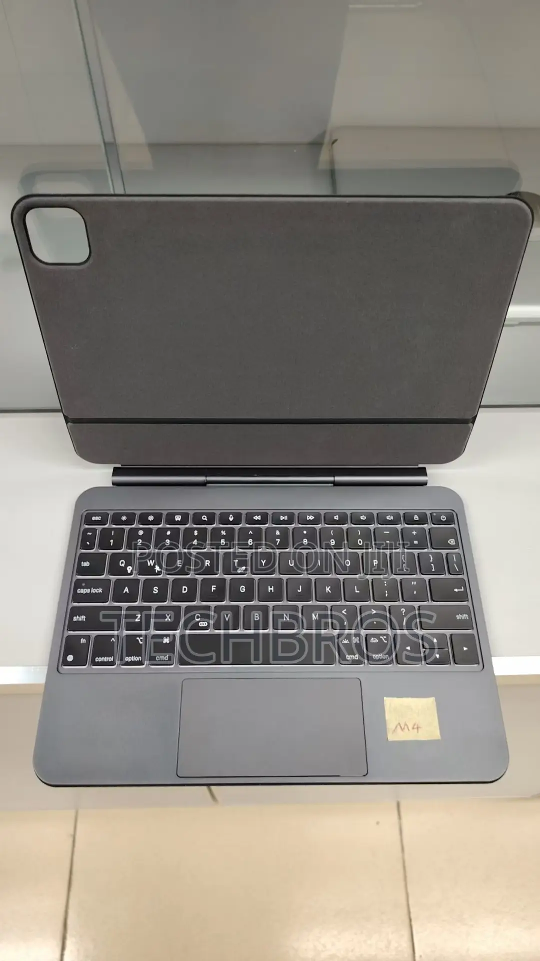 iPad Pro 13 M4/ 11 M4 Ultra Thin Magic Keyboard