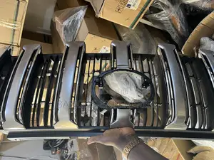 Land Cruiser PRADO Top Grille 2014-2016