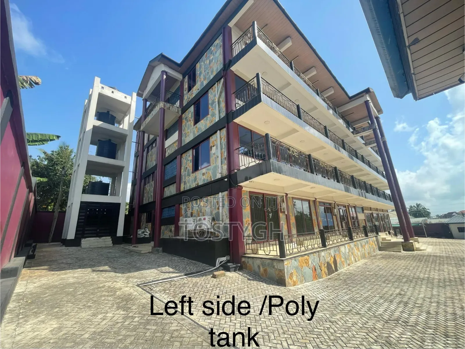 Twin Multipurpose 8 Storey Plaza