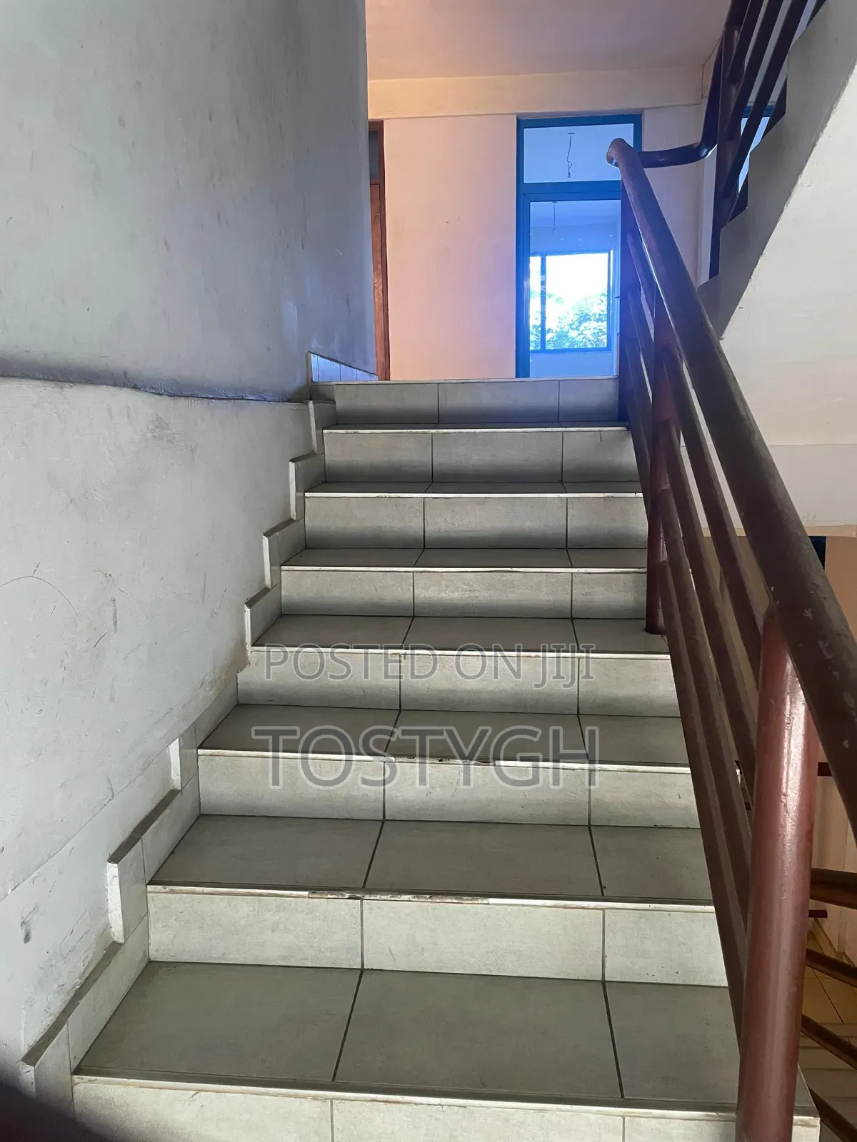 Twin Multipurpose 8 Storey Plaza