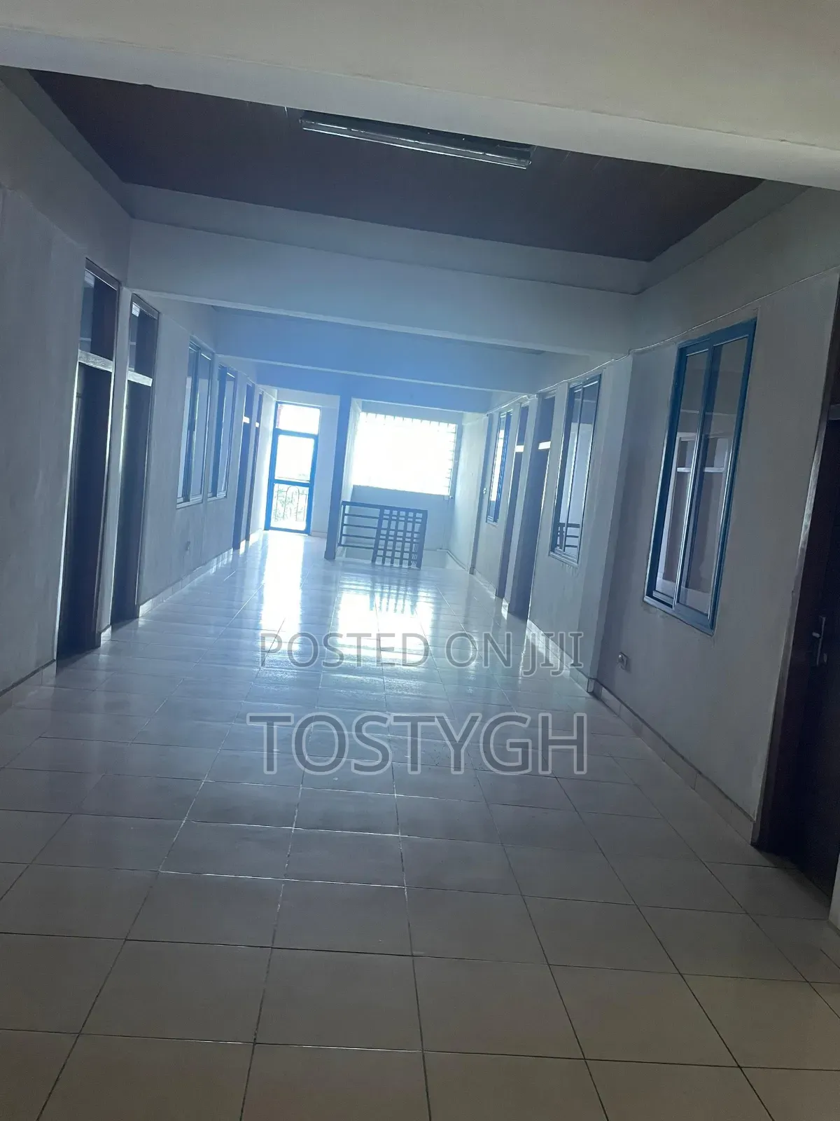 Twin Multipurpose 8 Storey Plaza