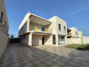 4bdrm House in Ars, East Legon for sale