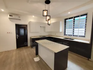4bdrm House in Ars, East Legon for sale