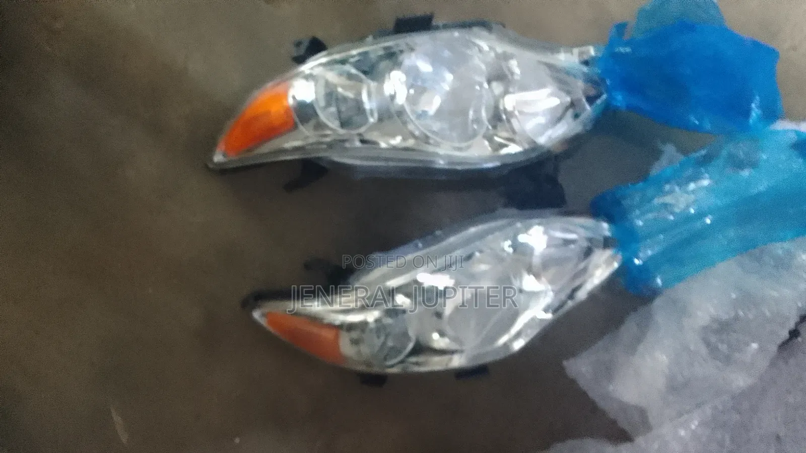 Toyora Corolla 2011-2013 Headlight Pair(Plain White)