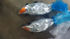 Toyora Corolla 2011-2013 Headlight Pair(Plain White)