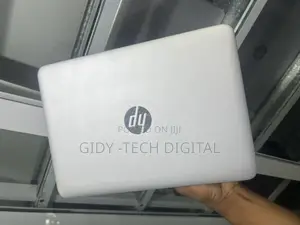 Laptop HP EliteBook 820 G3 8GB Intel Core I5 HDD+SSD 500GB