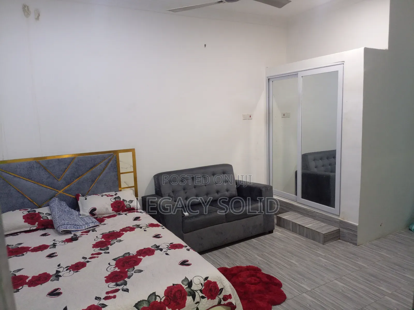 Studio Fully Furnished Apartment