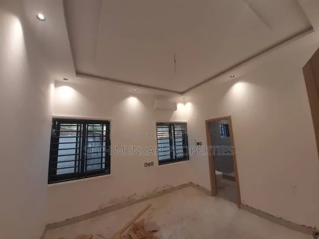 Furnished 3bdrm House in Skm, Ashaley Botwe for sale