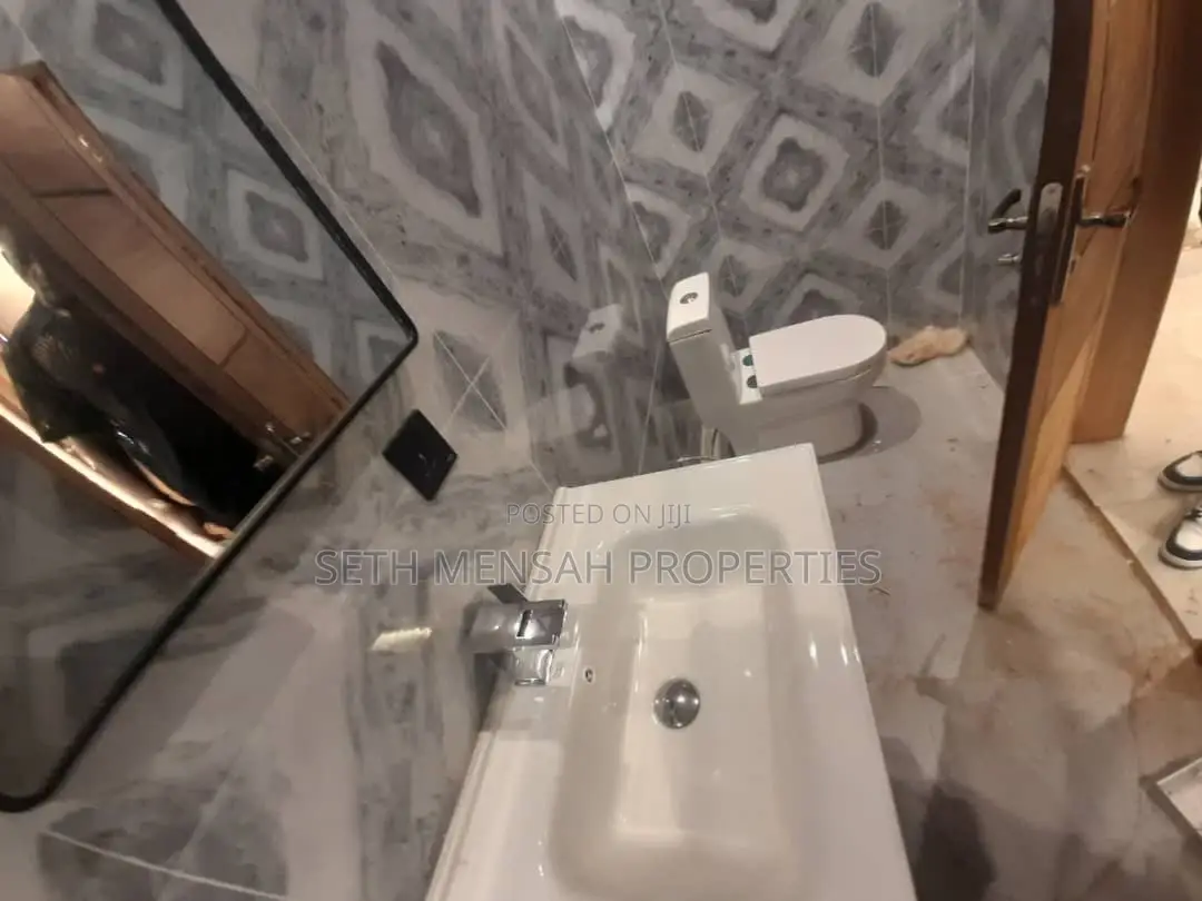 Furnished 3bdrm House in Skm, Ashaley Botwe for sale