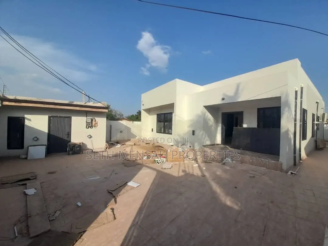 Furnished 3bdrm House in Skm, Ashaley Botwe for sale