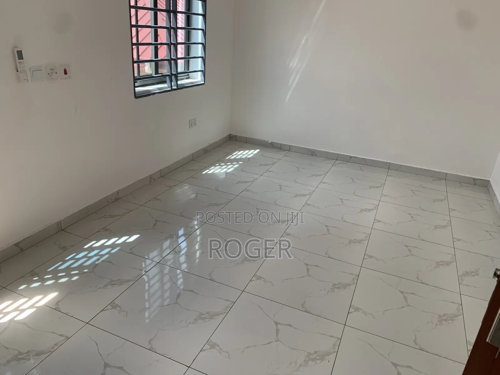 4bdrm Penthouse in Achimota Mile 7 for rent