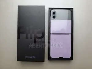 New Samsung Galaxy Z Flip4 256 GB