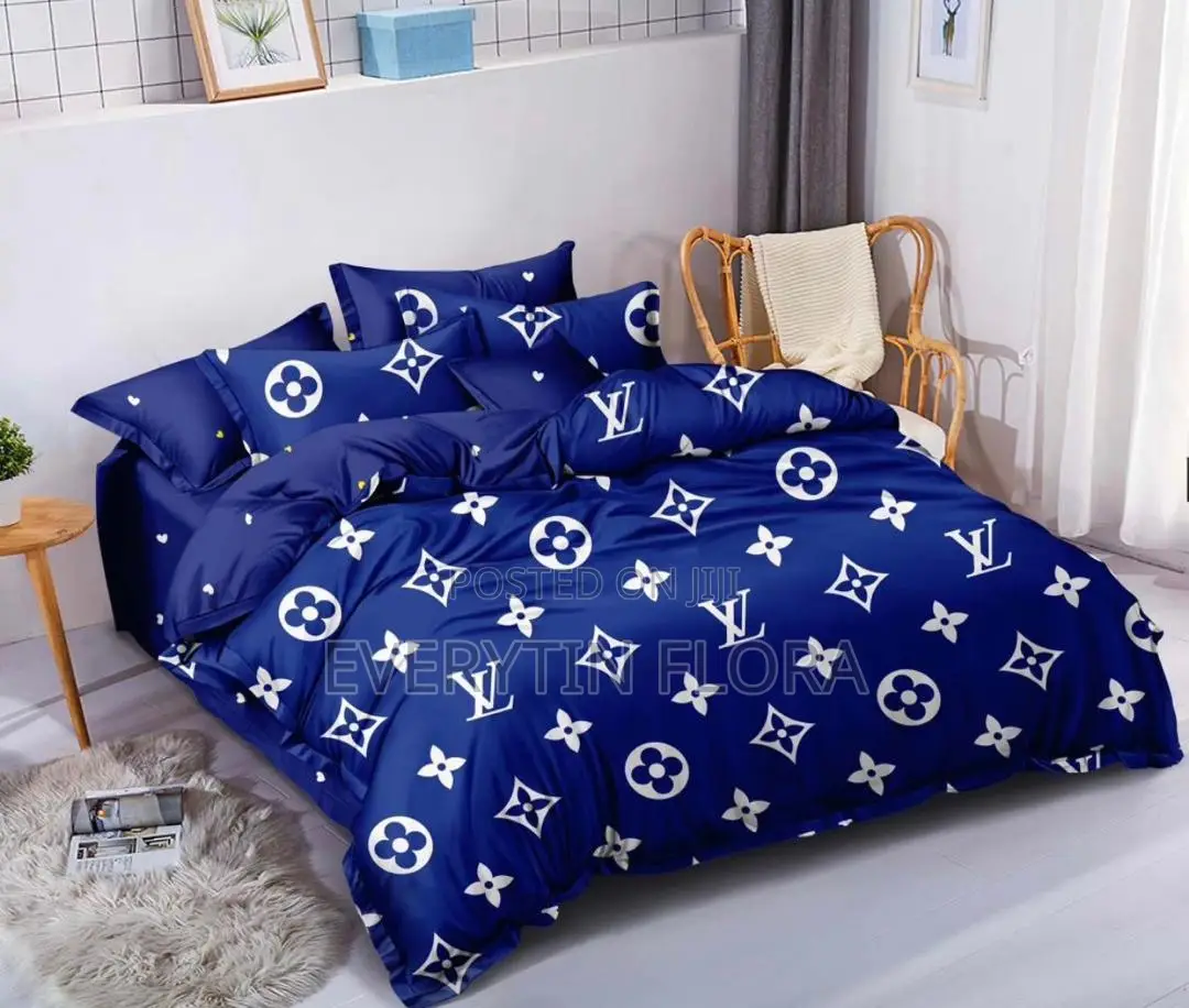 7 Pieces Bedsheet Set