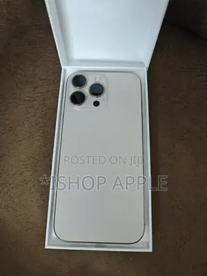 New Apple iPhone 16 Pro Max 256 GB Gold