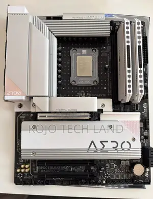 Intel Core I9 , Z790 Gigabyte Board, 32gb Ddr5 1tb SSD