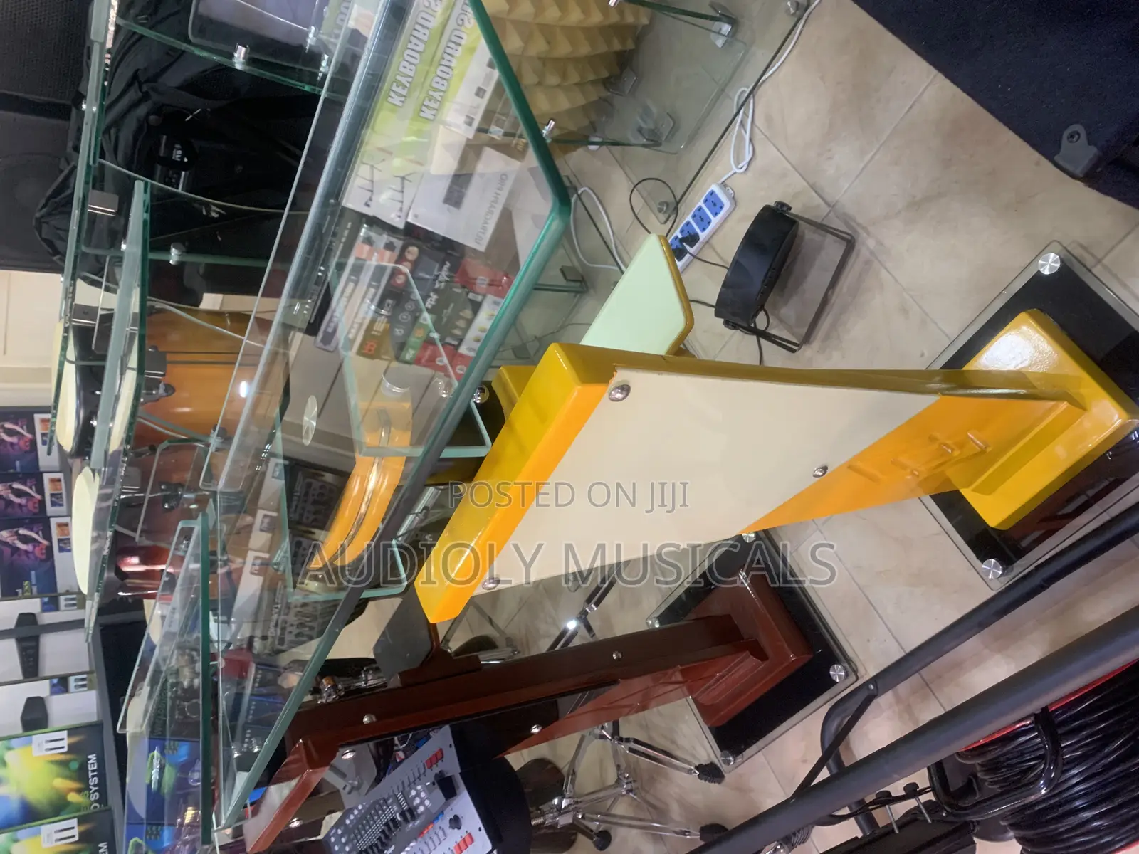 Classic Glass Pulpit