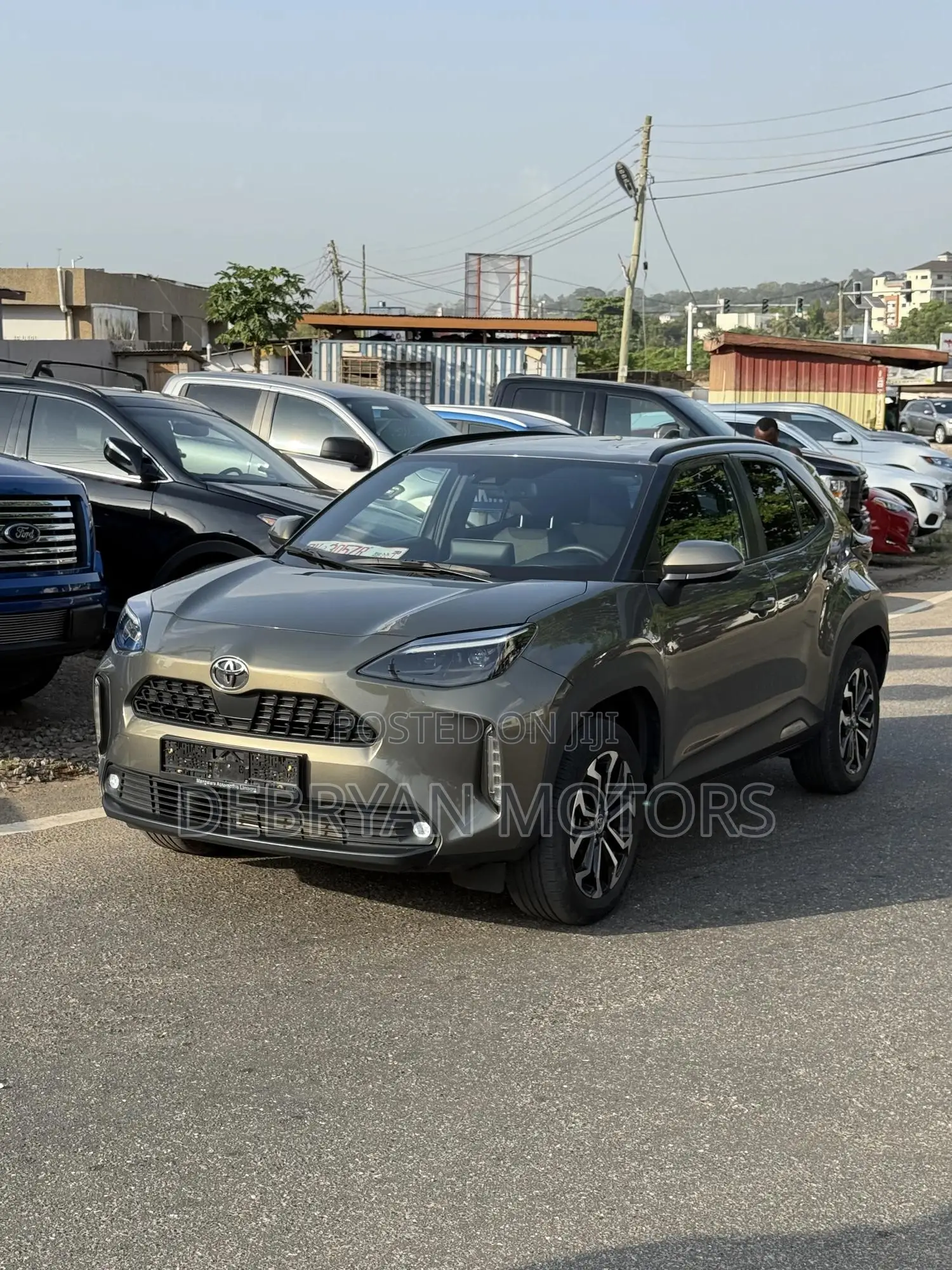 Toyota Yaris Cross 1.5 AWD 2024 Gray
