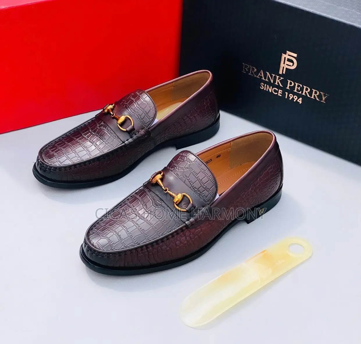 Classic Leather Frank Perry Easy Fit