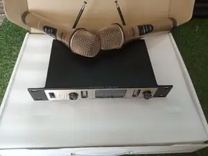 Shure Wireless Microphone (Gdx2 2 in 1)