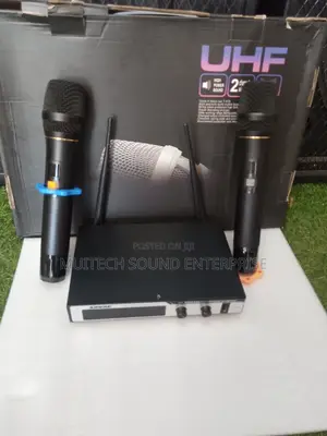  Shure Cordless Mic 