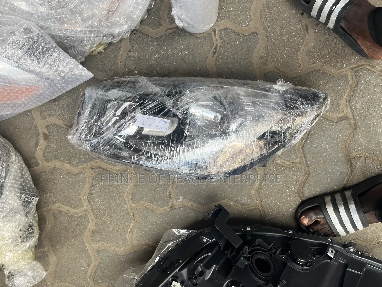 Kia Picanto 2012 2013 2014 Headlight or Lamp Pair