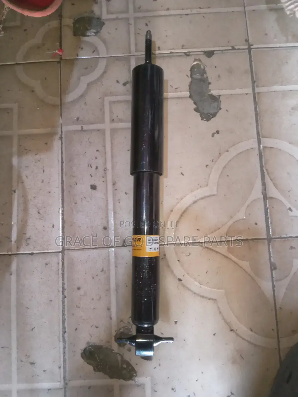 1634 Commercial Pick Up Car's Front Shocks Original