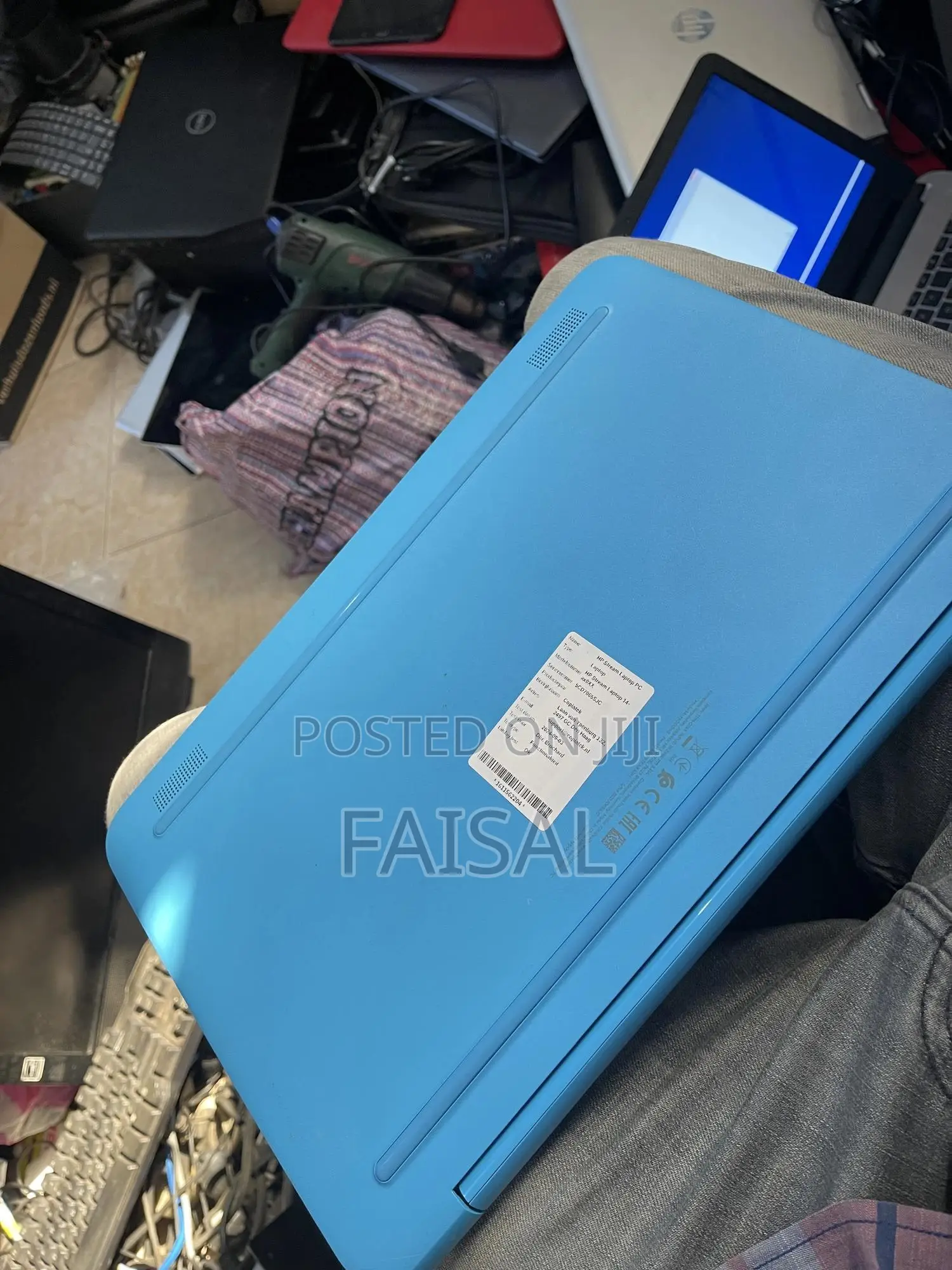 Laptop HP Stream 14 2GB Intel Pentium SSD 32GB