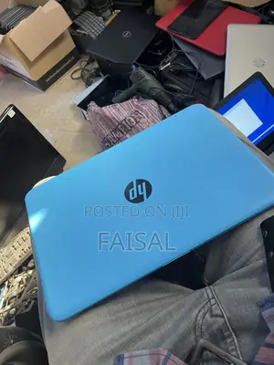 Laptop HP Stream 14 2GB Intel Pentium SSD 32GB
