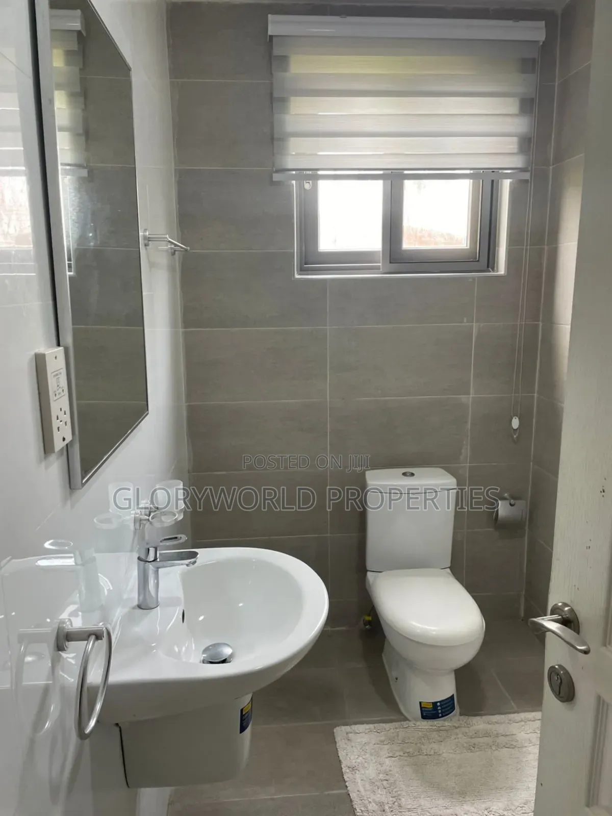 Fully Furnished 2 Bedroom Apartment at Airport West