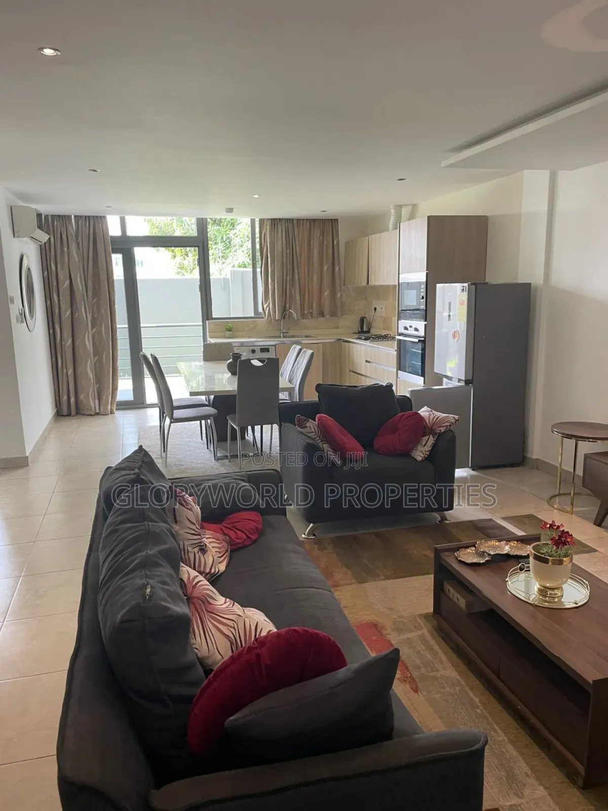 Fully Furnished 2 Bedroom Apartment at Airport West