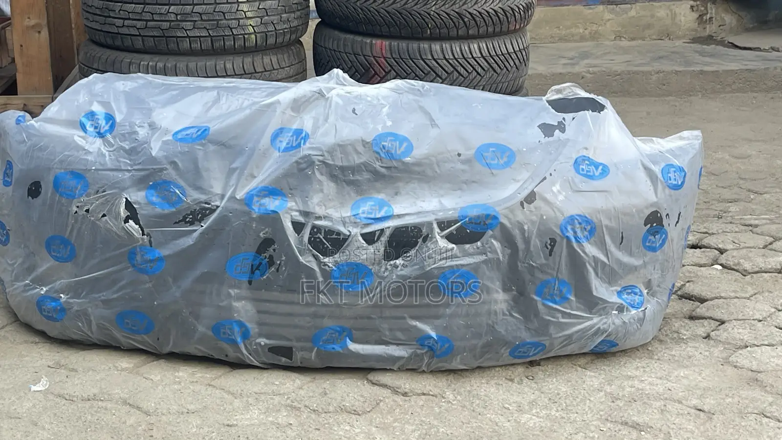 Toyota Yaris Front Bumper 2008,2009,2010,2011,2012,2013