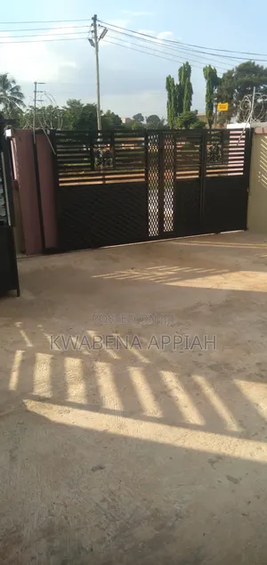 2bdrm Block of Flats in Mark Estate At, Kumasi Metropolitan for rent
