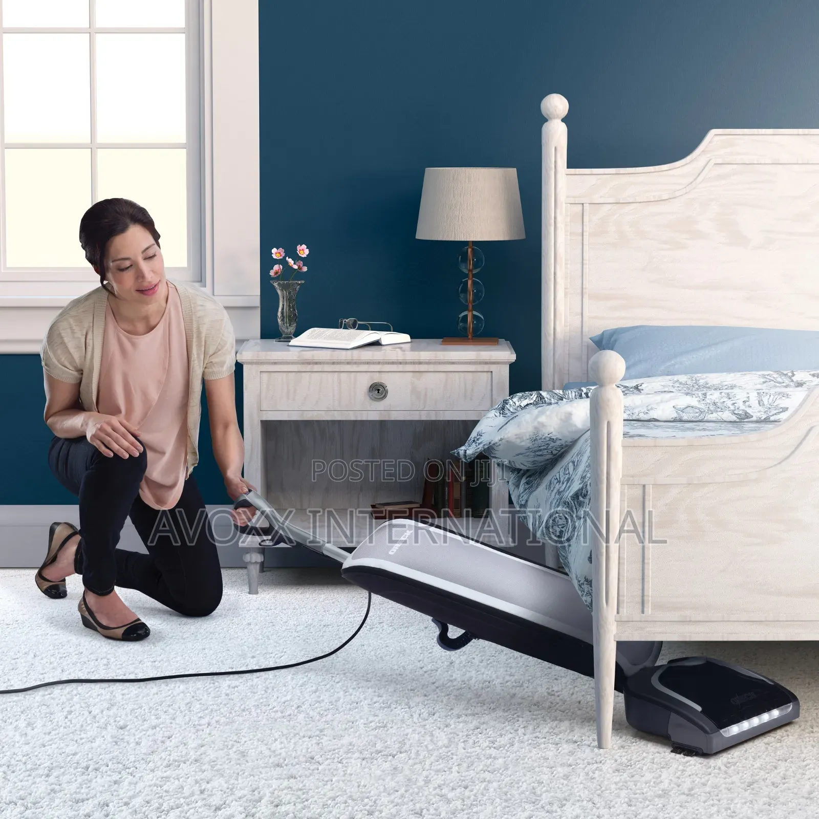 Oreck Elevate Conquer Bagged Upright Vacuum Cleaner,UK30300