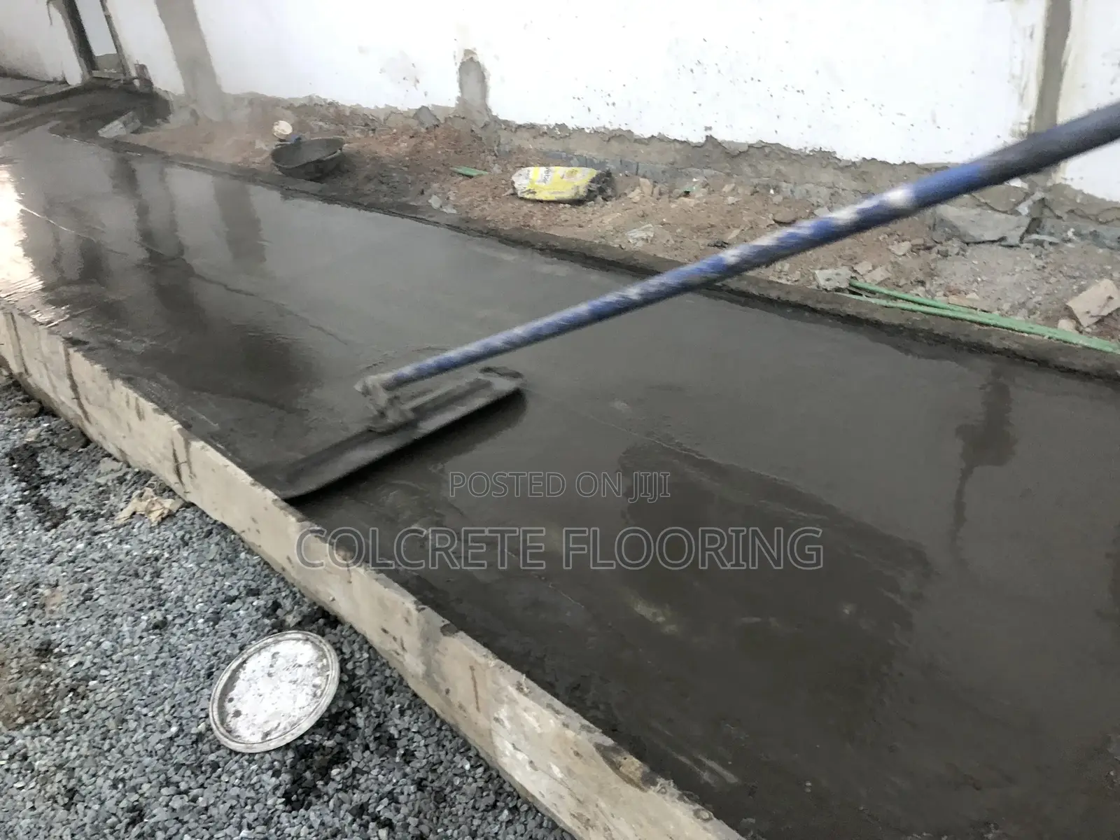 Dark Grey Pebble Wood Concrete Imprints