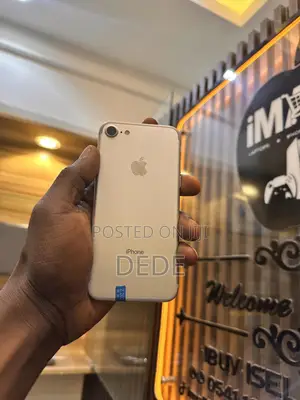 Apple iPhone 7 32 GB Gold