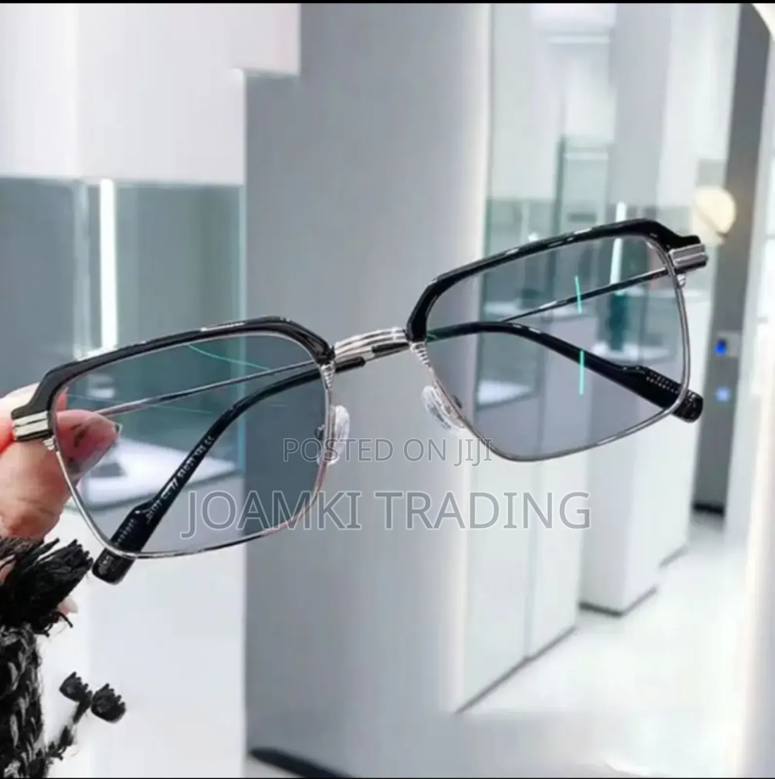 2 In 1 Photochromic Anti Blue Light Glasses For Men Women