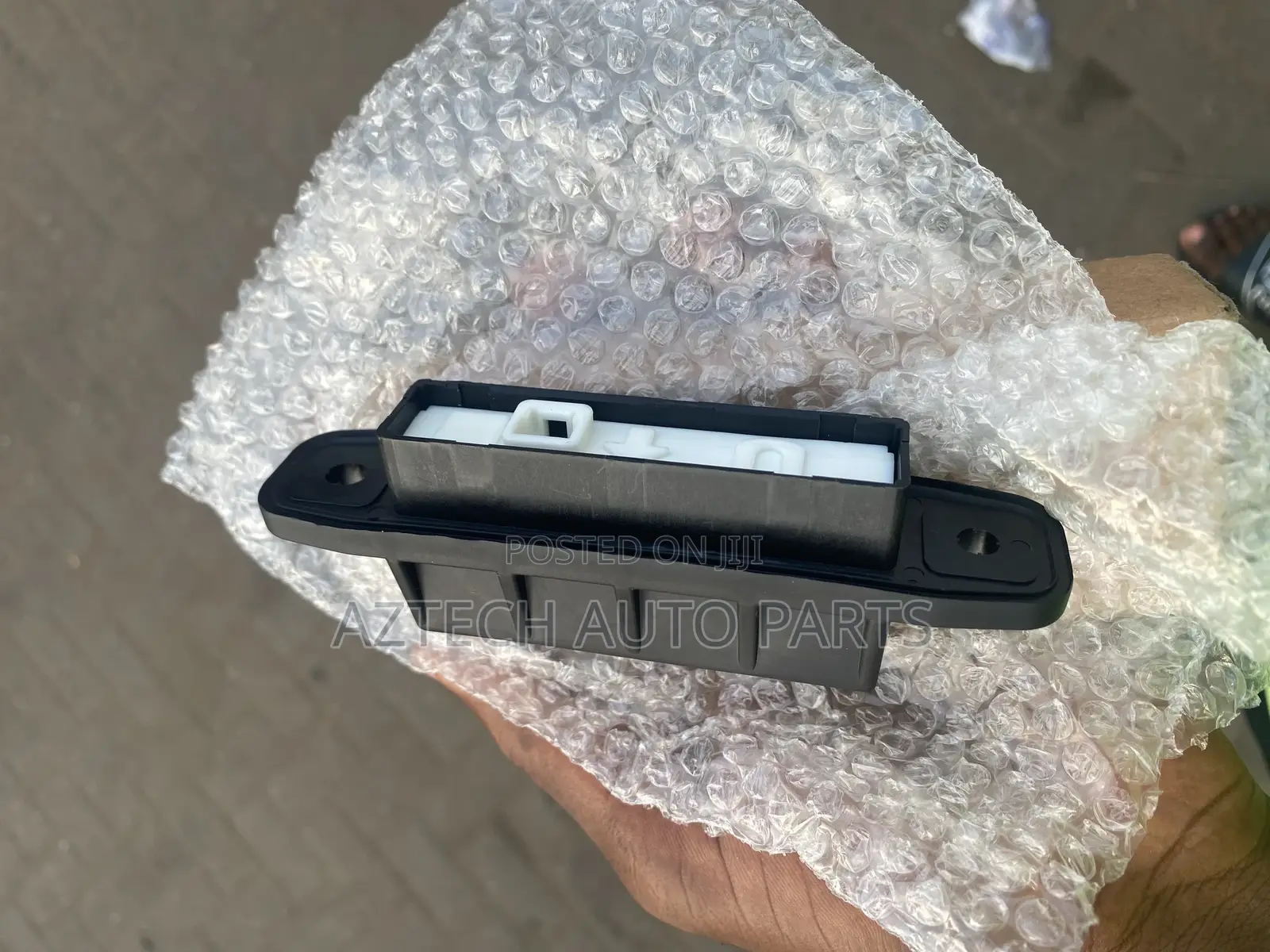 Toyota Landcruiser Prado 2015,2016,2017,2018 Boot Sensor