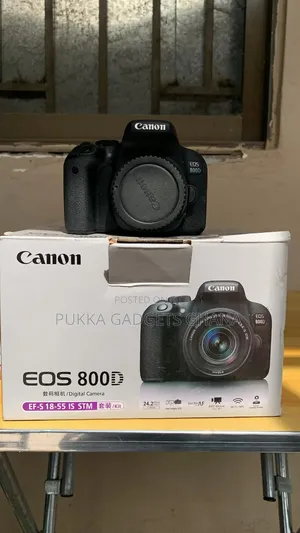 Canon 800d Camera With Lens