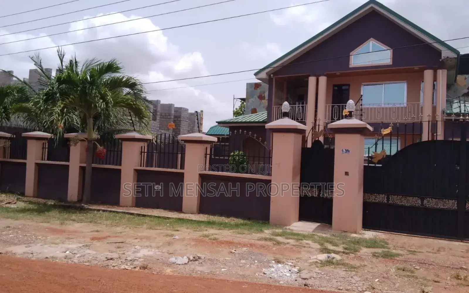 5bdrm House in Skm Properties, East Legon for sale