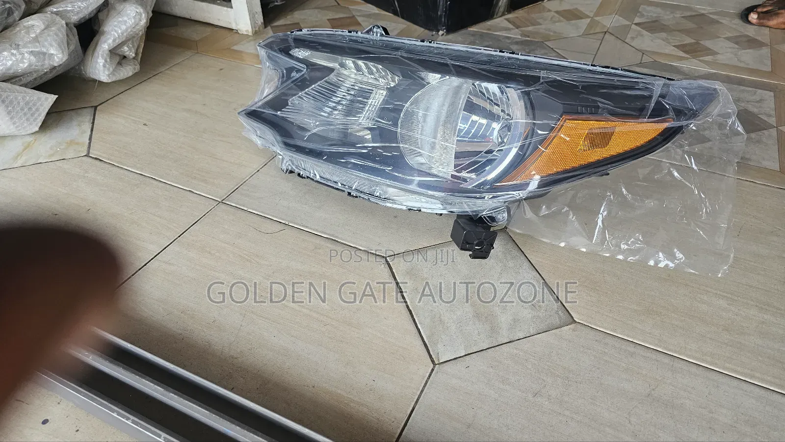 Honda CRV 2013 Headlight Pair