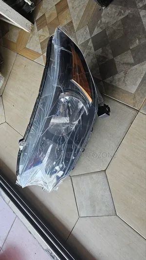 Honda CRV 2013 Headlight Pair